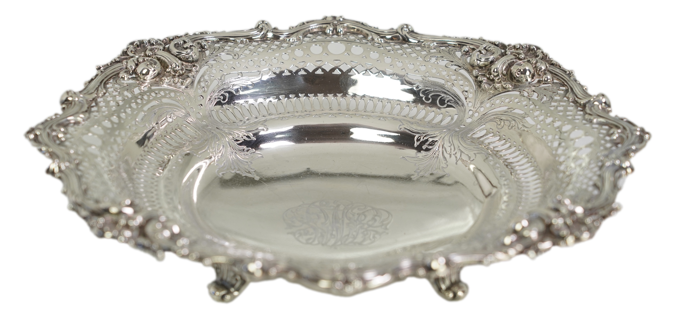 A late 19th/early 20th century North American pierced sterling dish by Black, Starr and Frost